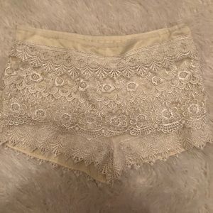 - Shorts white lace Victorian kawaii spring
